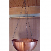 Lakitud vasest veekauss sauna kerise kohale